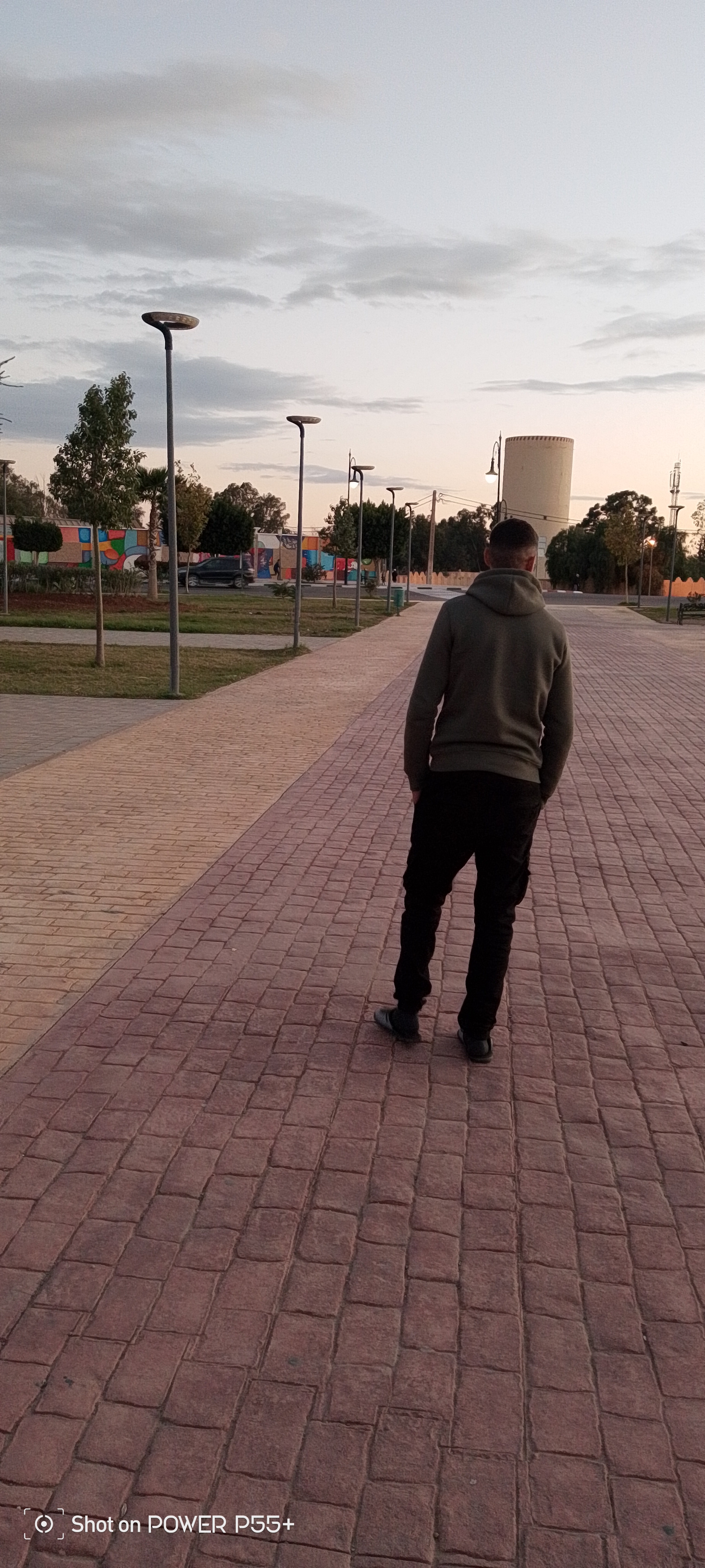 Tazi Mustapha_s4XOM
